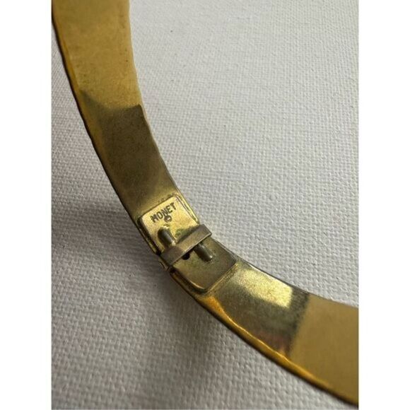 60's Vintage Monet Womens Chunky Gold Tone Hinged Embossed Cuff Bangle Bracelet - Picture 4 of 7